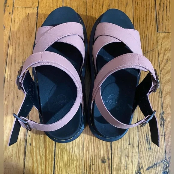Dr. Martens: Voss II sandals - Picture 8 of 16